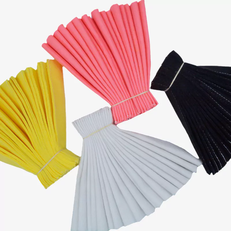Polyester felt spacer sleeves for aluminum extrusion