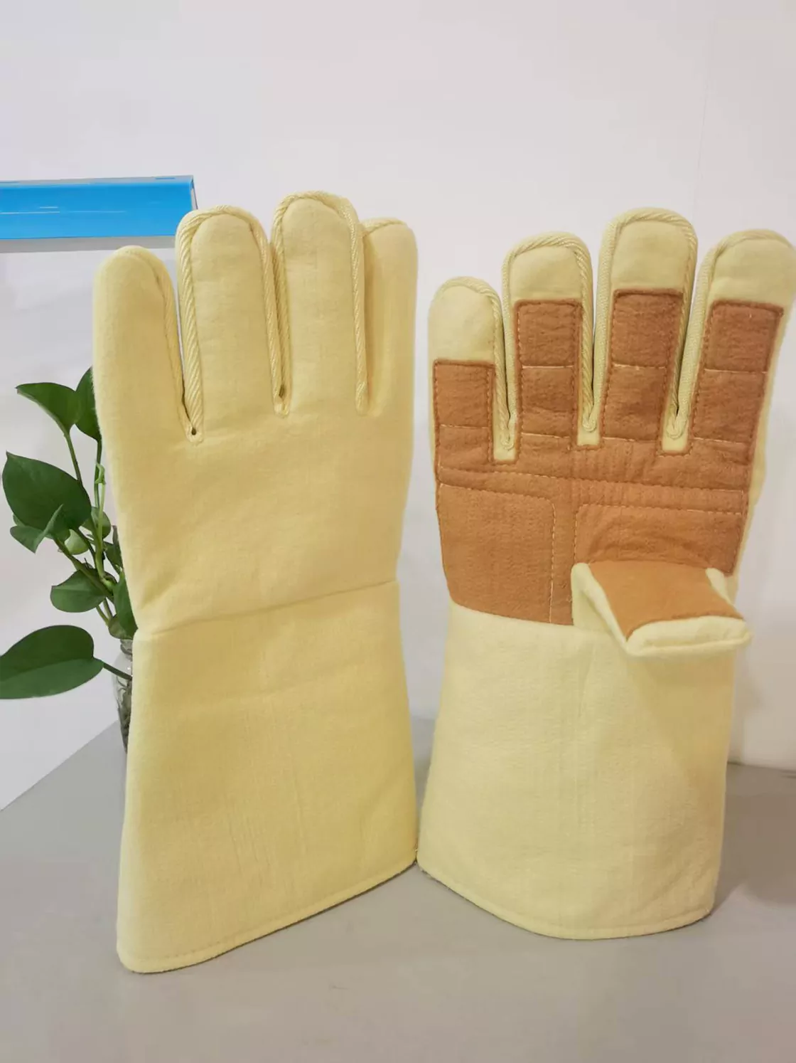 GP51-PBO heat resistant gloves before Heat Resistance Testing